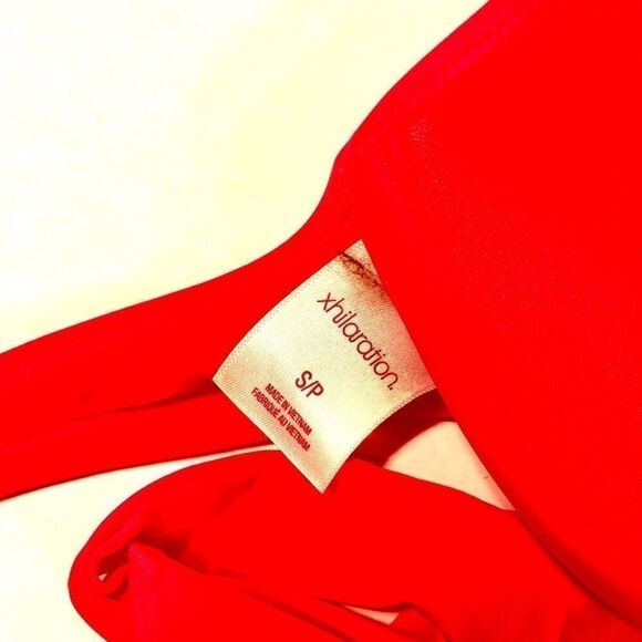 HOT PINK BIKINI TOP SIZE SMALL - Picture 5 of 5